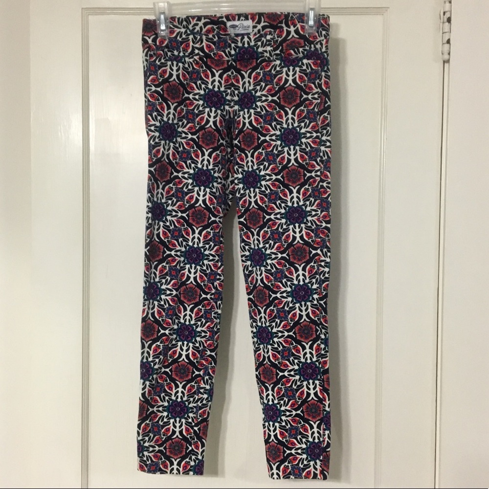 Old Navy Printed Pixie Pants